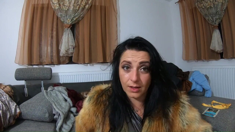 MilfyCalla: Älskar att suga och knulla med dessa furhooded dunjackor