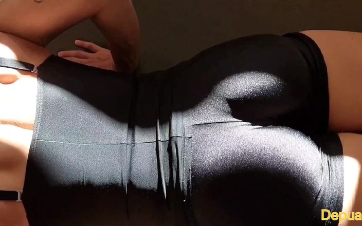 Depuane: Já můj osobní trenér s kouřením, a On stříká do...