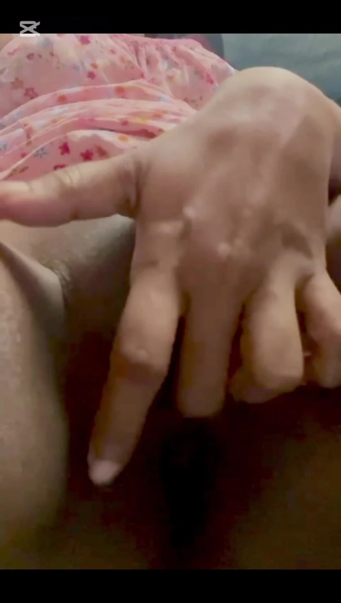 Sweetysingle: Butt Plug Garden Srilankan Mom in the Morning Naked Panty...