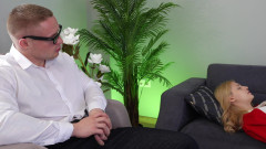 Sam Garro: Polla en el culo de un cliente casado durante una...