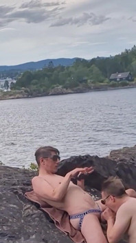 Рискованный трах на улице на гей-нудистском пляже Осло homol oslo! Часть 2