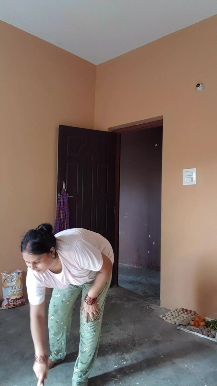 Puja555: Puja Bhabhi Morning Blogs Scéna úklid Domu v koupelně