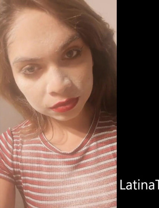 Nikki Montero: Alis faz garganta profunda fumando e gozando