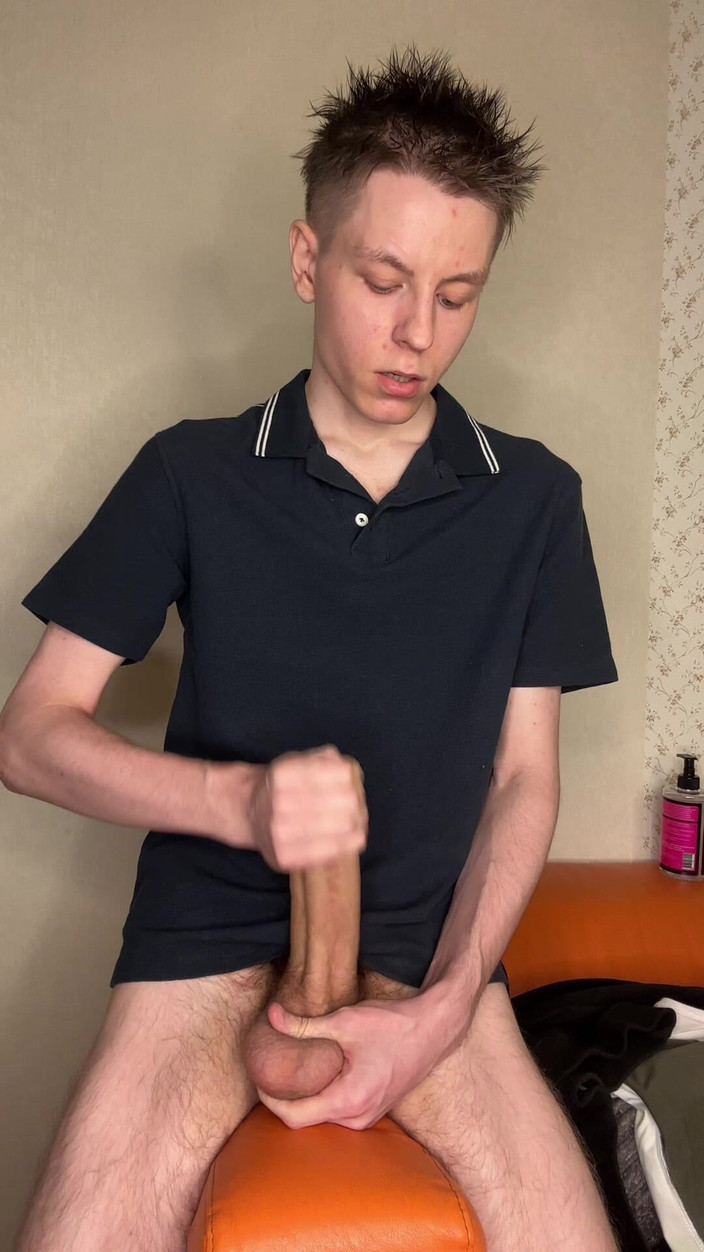 Morflot24: Odpoutáno velké péro z 18. let