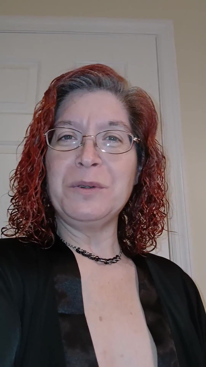Elianna: Have My Pee and Lick My Wet Pussy