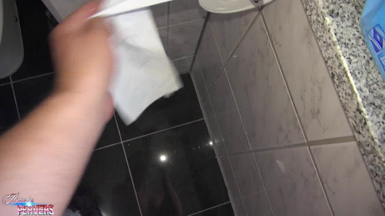 Aische Pervers: Sperma Toilette 2
