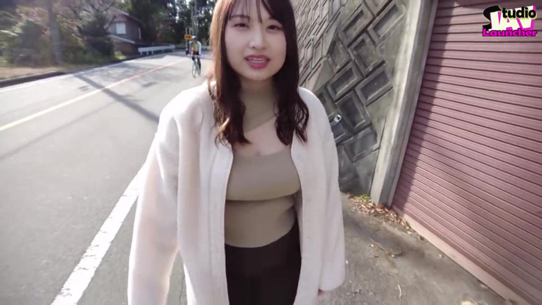Studio JAV Launcher: Цицькаста бризкає, готова дивитися, як ця милашка j-cup грає на побаченні з гарячими джерелами? Глава-1