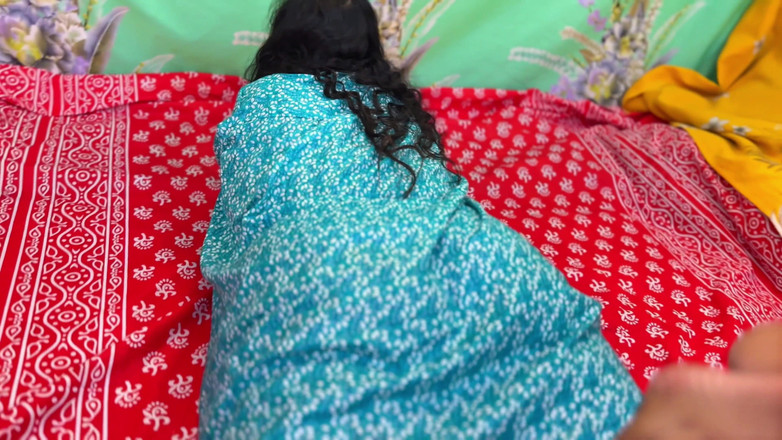 Your Boy's Cum: 当我在嘴唇中使用口红时，岳父给我粗暴的肛交