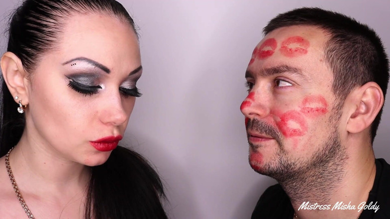 Goddess Misha Goldy: Sărutându-l pe Alex cu ruj roșu puternic, sărutări pe fața...