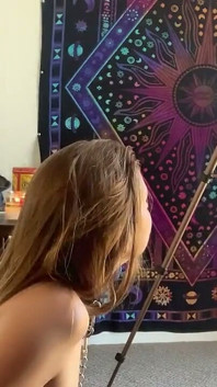 Colegiala consigue su primer facial -