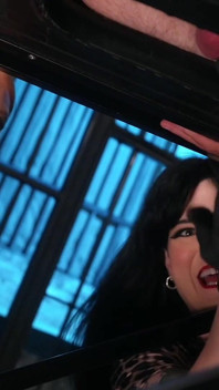 Clinique d’orgasme ruinée - Diana Von Rigg et Maîtresse Zara J Fox