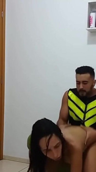 Entregador De Lanche Se Deu Bem Com Novinha Gostosa