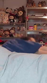 Calciatore teenager tradisce la sua ragazza