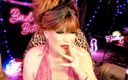 Femme Cheri: Un clip de moi en fumant des èves 120 en lingerie