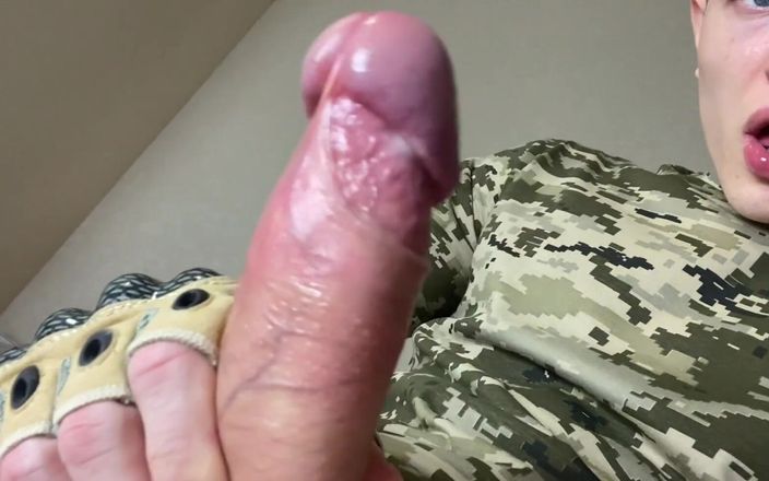 Rushlight Dante: Big Dick Soldier Cums Hard, After Hard Training in Military...