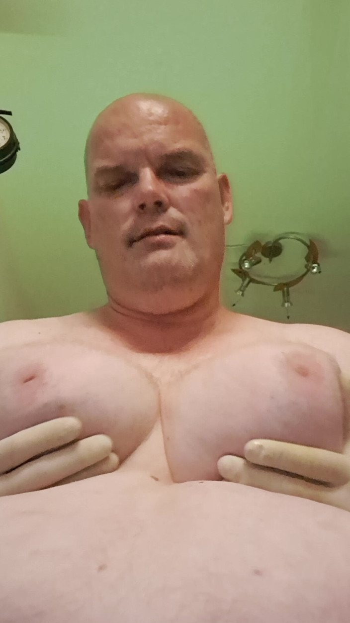Fickspecht: Lateks eldivenli kaltak