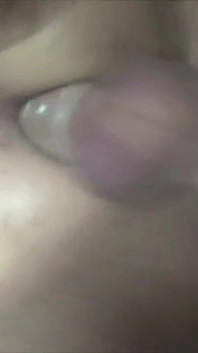 Mladá latinoamerická dvojčata ošukaná tátou