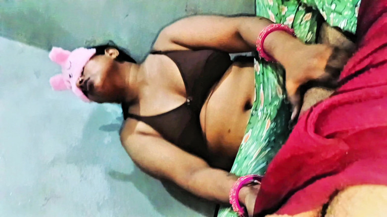 Sexy_girl_nehu: Indian Bhabhi Tight Ass Hole Fucking Video Doggy Style Position...