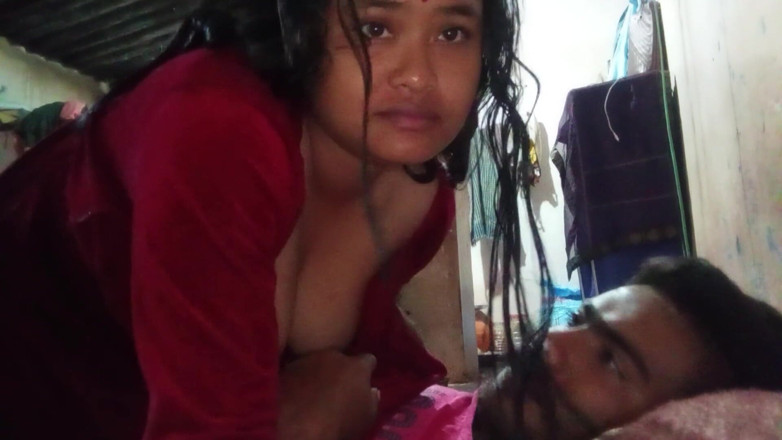 Mridulmadhu: Чоловік і дружина, повне сексуальне відео деші