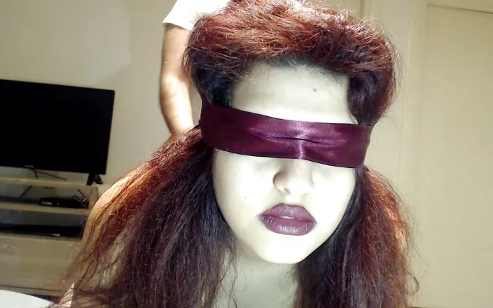 Evelyn Butt: Blindfolded wife has no idea but she fucked by stranger!