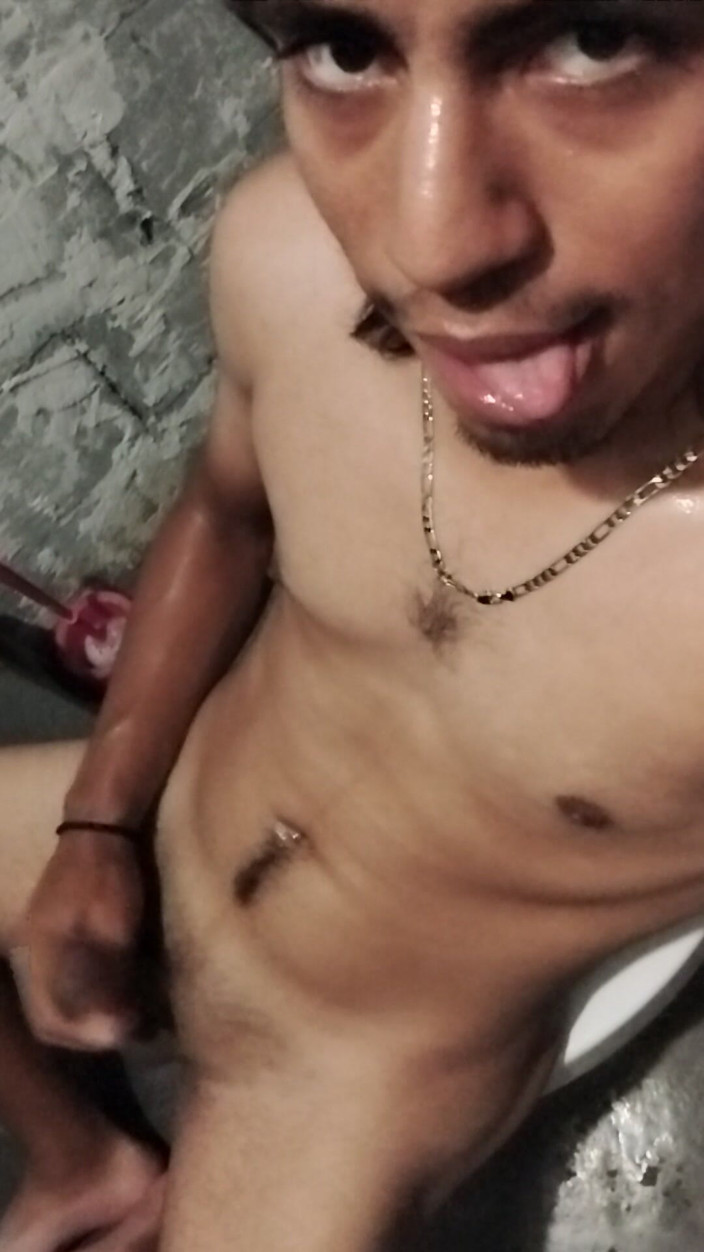 AlexAlejandro13: Sexily Beautiful