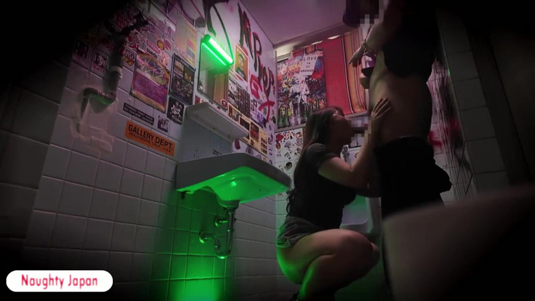 Jap Porn Project: Симпатичную фигуристую медсестру сняли в клубе, дикая ночь дрейфует в безрассудный частный побег