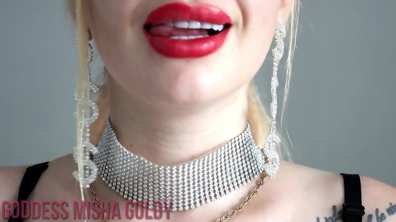 Goddess Misha Goldy: Le mie labbra rosse!