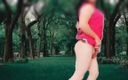 Ladyboy Kitty: Une trans sexy danse nue dans le parc