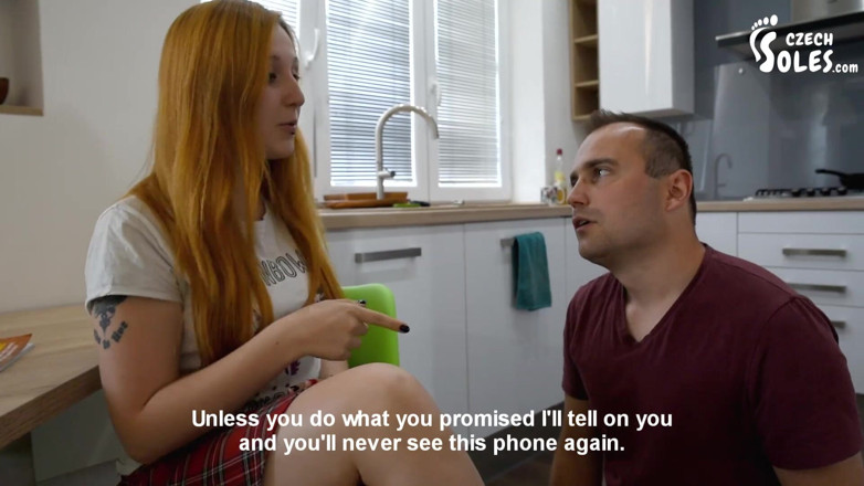 Czech Soles - foot fetish content: Schiavo del piede della sua cattiva sorellastra