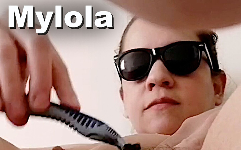 Mylol pink dildo shave (Edge Interactive Publishing)