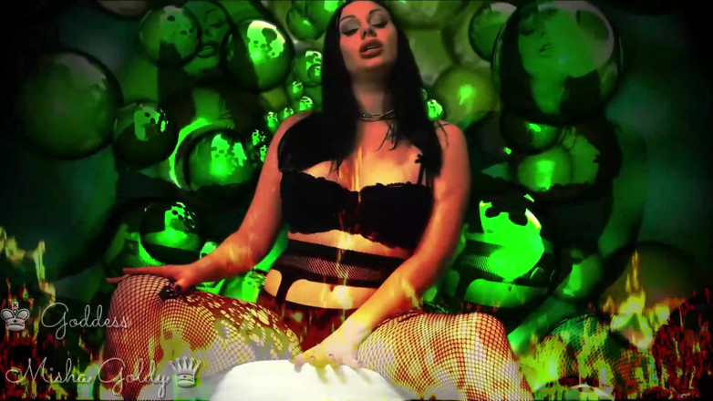Goddess Misha Goldy: Zawiąż torbę na szyi i szarpnij się, aż skończysz swoje...