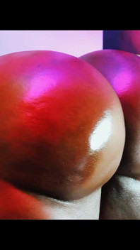 Fat Ass SSBBW Standing Twerking Oiled Ass