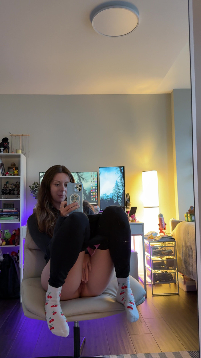 Nadia Foxx: Awal masturbasi!