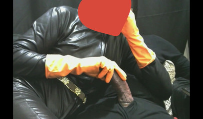 Peternorthlegend: Istri sange ini lagi asik nyepong kontol sambil merokok dengan...