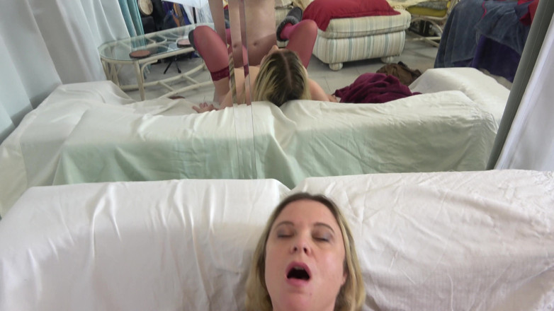 Erin Electra: Stiefmutter macht porno