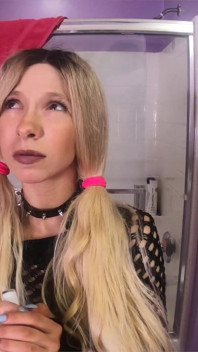 Stepdaughter Kenzie Reeves