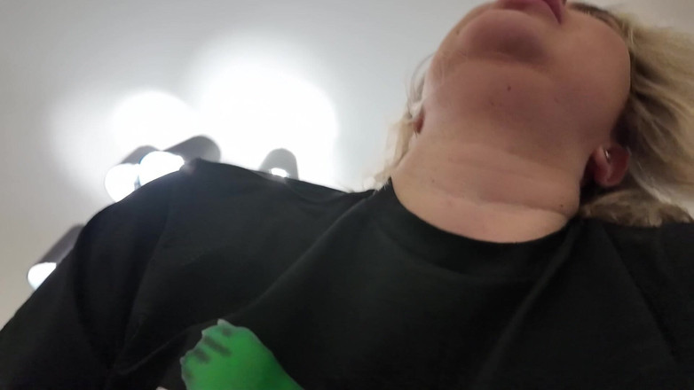 Amateur Homemade Porn: Šukání prdele prsaté nevlastní mámy