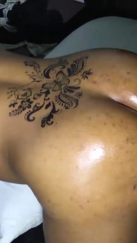 Ella necesita una polla para follarla como nunca antes