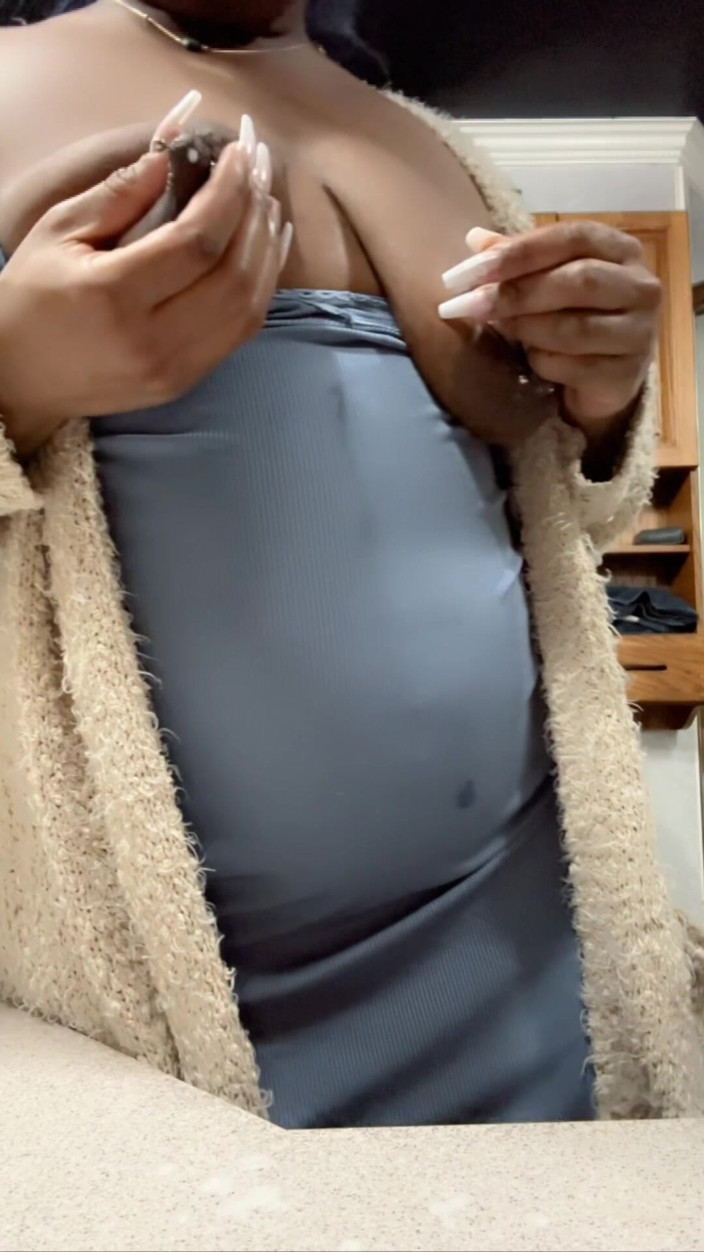 Blue LaSirene: Podojím Se Před Spaním