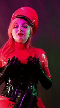 Büyük doğal vücutlu seksi orta yaşlı seksi kadın lateks catsuitle azdırıyor, ücretsiz porno xxx lastik video