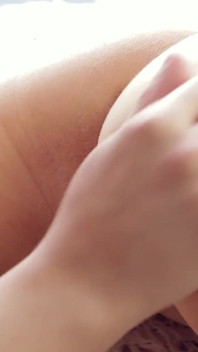 Pepek creampie meleleh dijolok - menjilat setiap titisan yang bersih