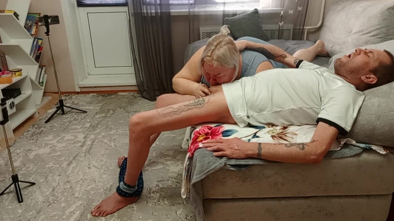 Zona901: Сусід робить мінет, щоб насолодитися гарячою густою спермою