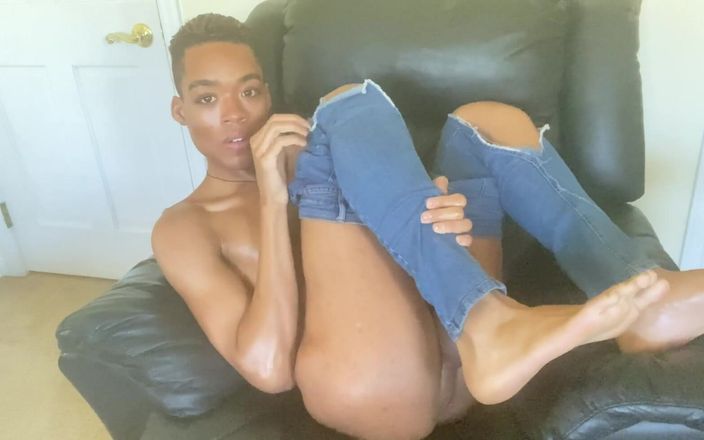 Eros Orisha: Onlyfans Xxxclusive Naughty Fit Boy and His Blue Jeans.