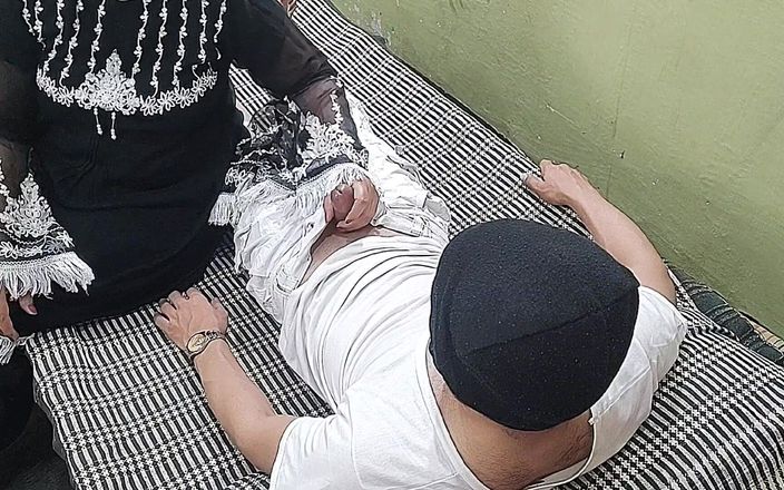 Gullnazkhan: Bhabhi atrapado caliente cuñado masturbándose, audio hindi claro