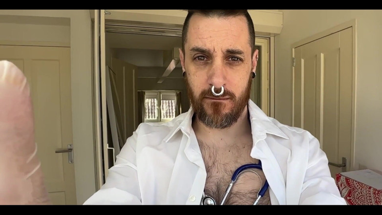 Maxx Obsidian: Asmr - uygunsuz doktor muayenesi