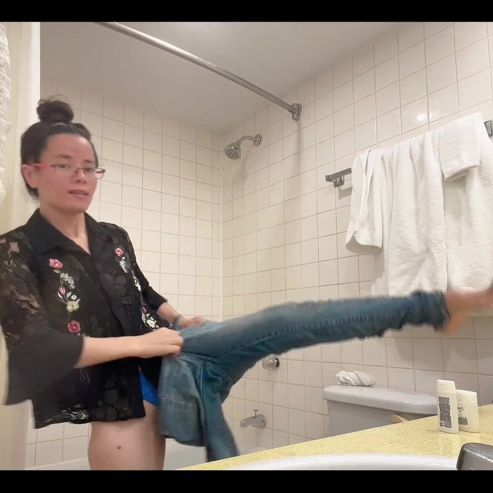 sweethanajapanese: V koupelně Subcribe Já pro Sledujte více