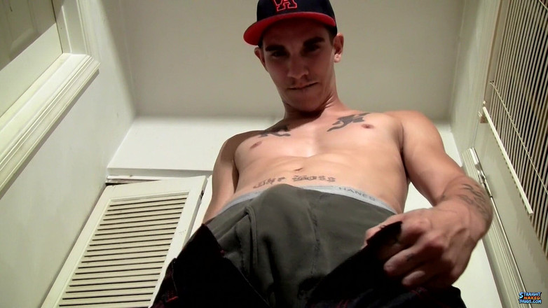 Straight naked thugs: Beating That Big Straight Dick!