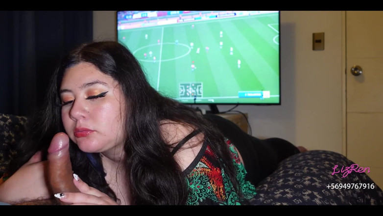 Lizren: Kouřím ho, zatímco hraje fifa na jeho hru 5 - Lizren