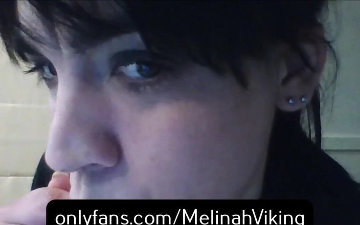 Melinah Viking: Отсос крупным планом в видео от первого лица