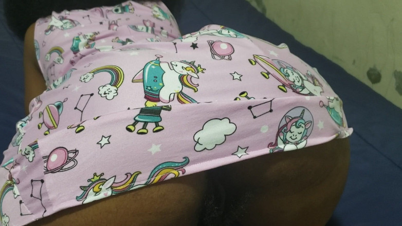 Lovemina: La principessa ebano con un gran culone ama i colpi...